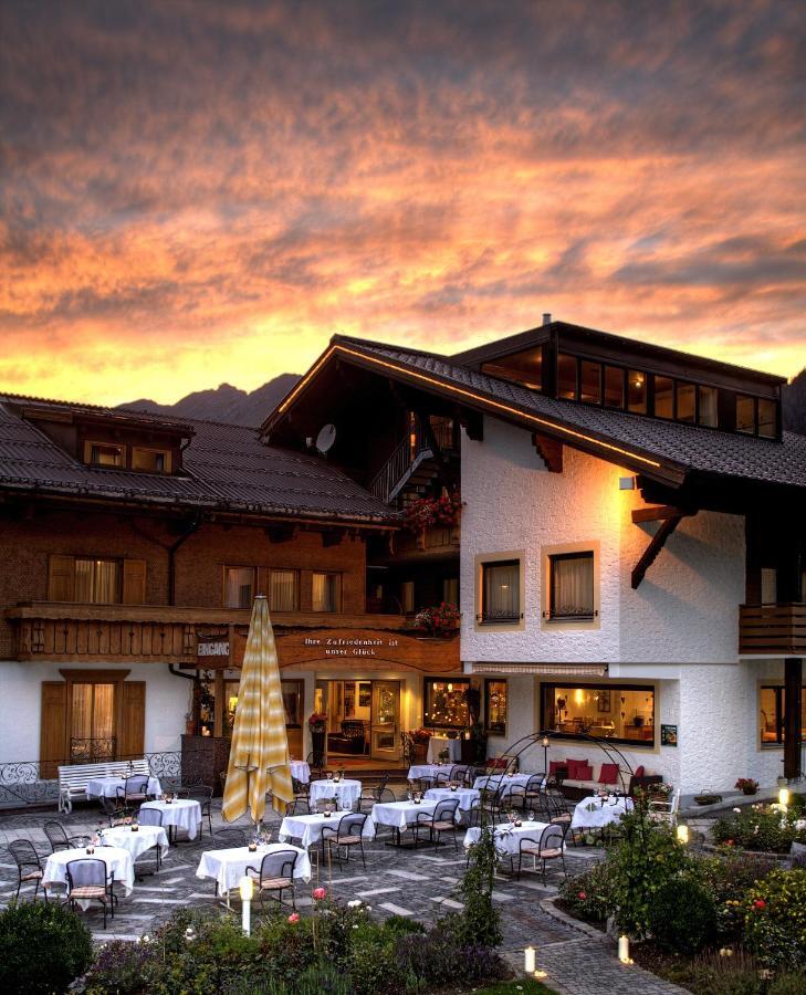 ホテル アパートメンツ アルペンローズ Au (Vorarlberg) エクステリア 写真